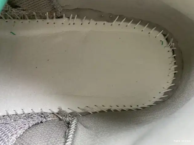 hype GX3067 Adidas Yeezy 500 0525